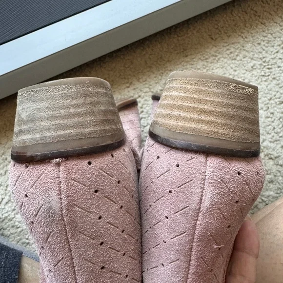 Lucky Brand Women's Dusty pink ankle boots - Picture 6 of 9